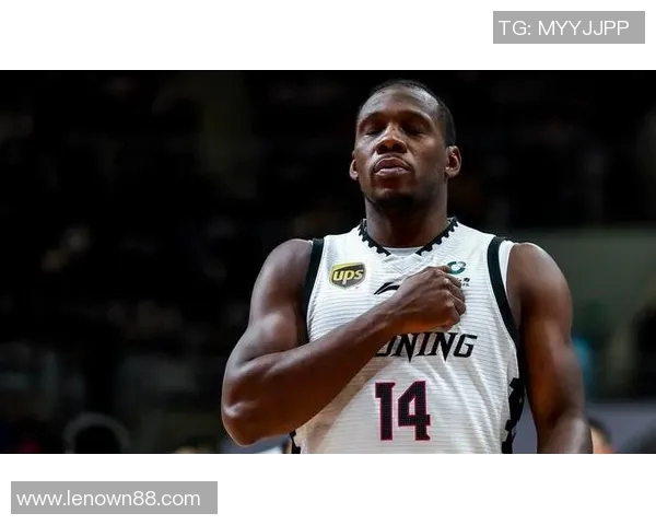 华雷斯与莫美洲激战正酣谁能在这场对决中笑到最后